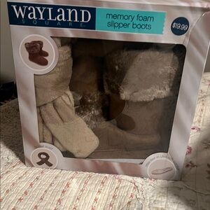 Memory Foam Slipper Boots - Brown